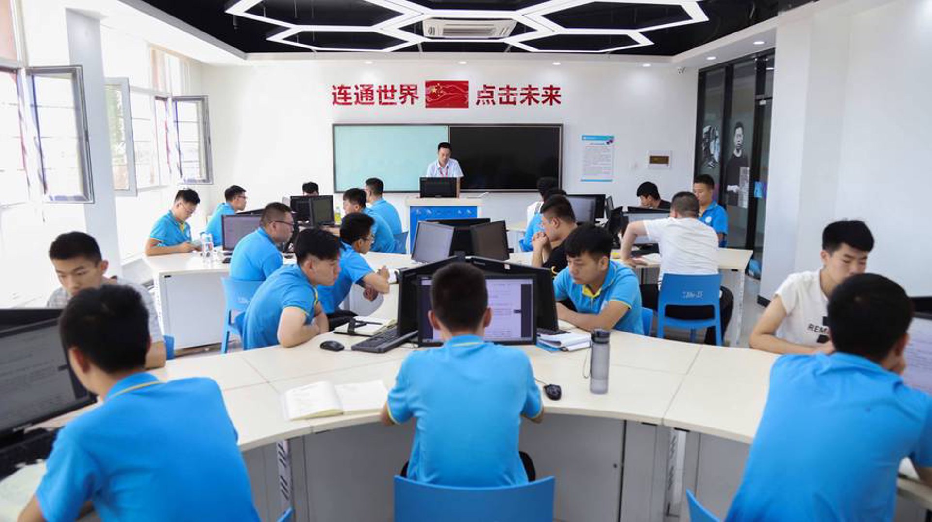 孝亚网络科技